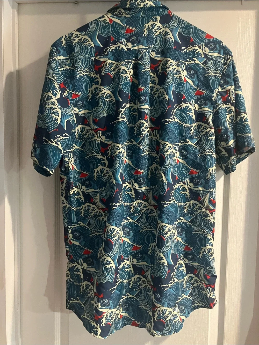 WESC Small Men’s Short-Sleeve Navy Wave Print Shirt
